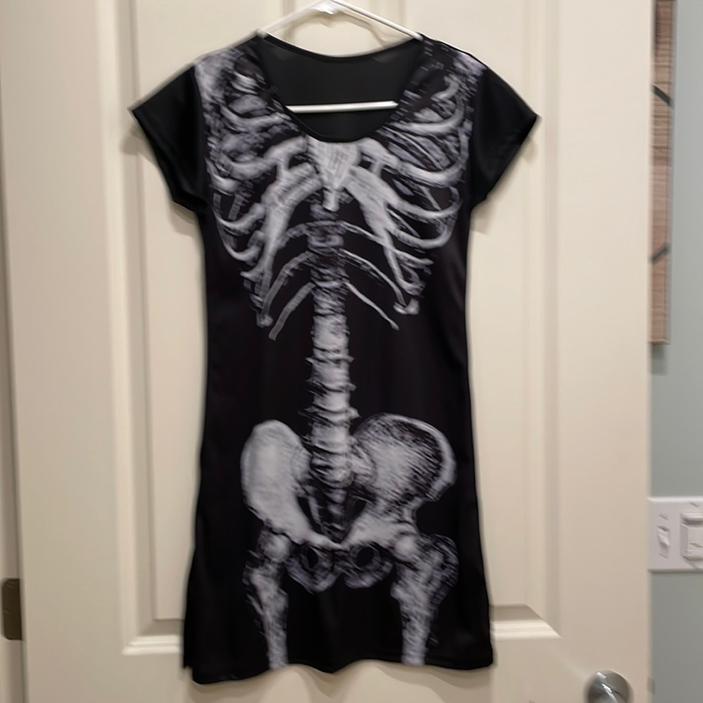 Skeleton Dress, size medium, length pit to hem 24”